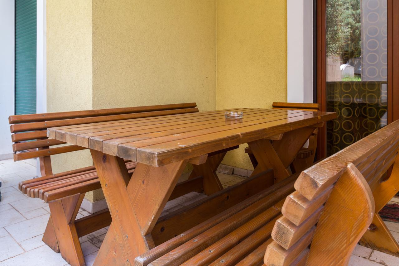 Allegro Apartment Sekulic Petrovac Екстериор снимка